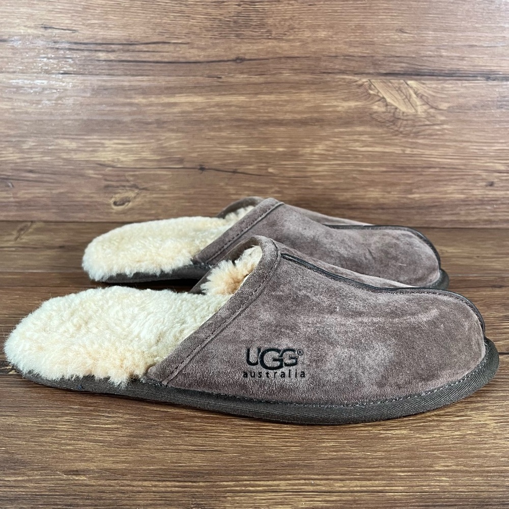 UGG ‘Scuff’ Brown Suede Slippers Clogs Men’s Size 10 Shoes